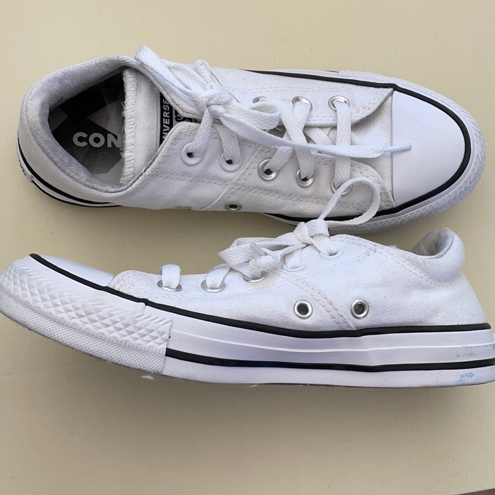 White Converse AllStars Size 6